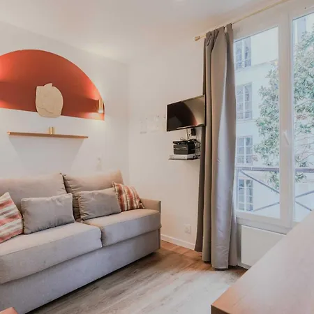Intimate - 2p - Faubourg-montmartre Paris